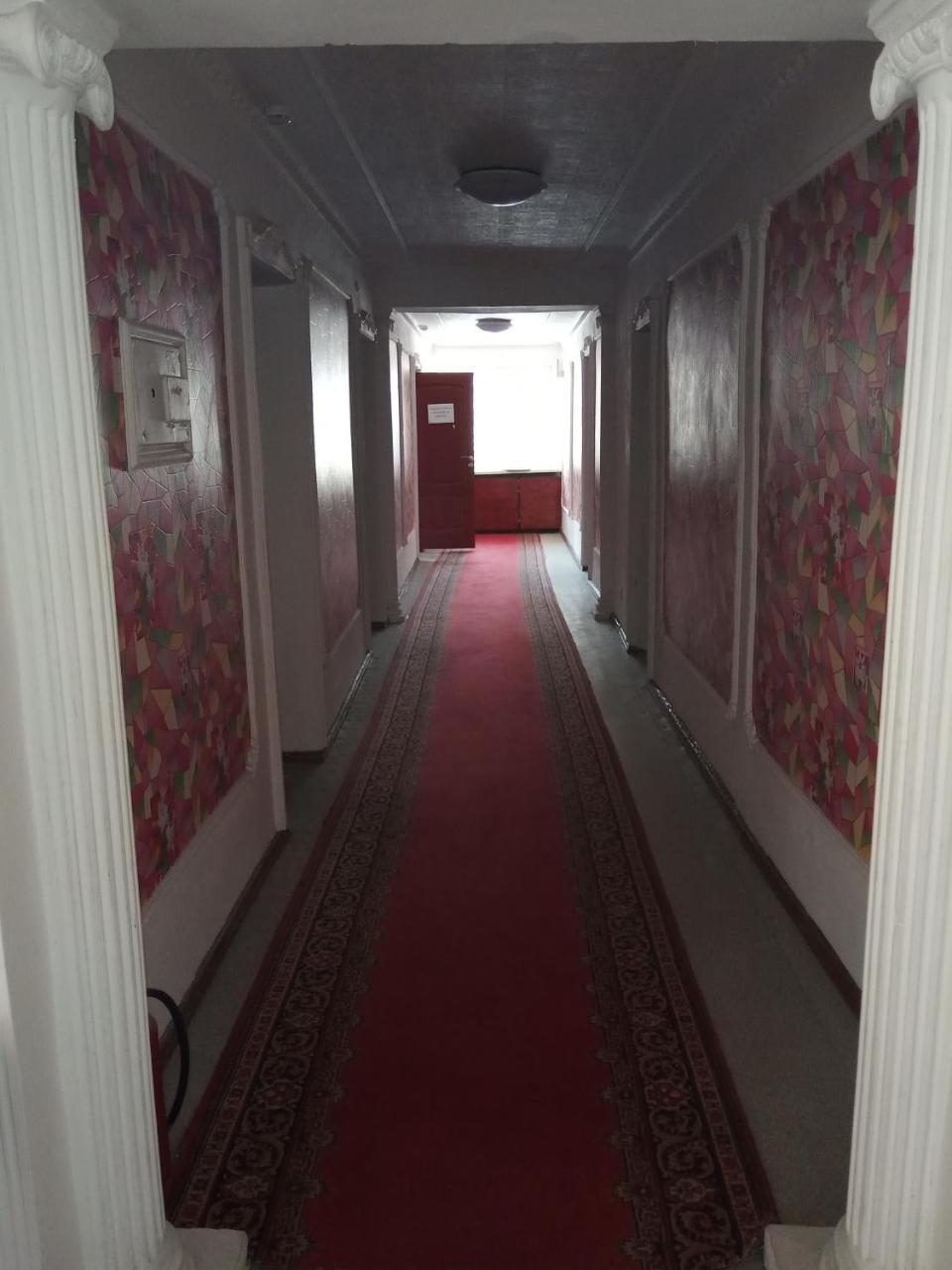 Panainn Hotel Alma-Ata Buitenkant foto