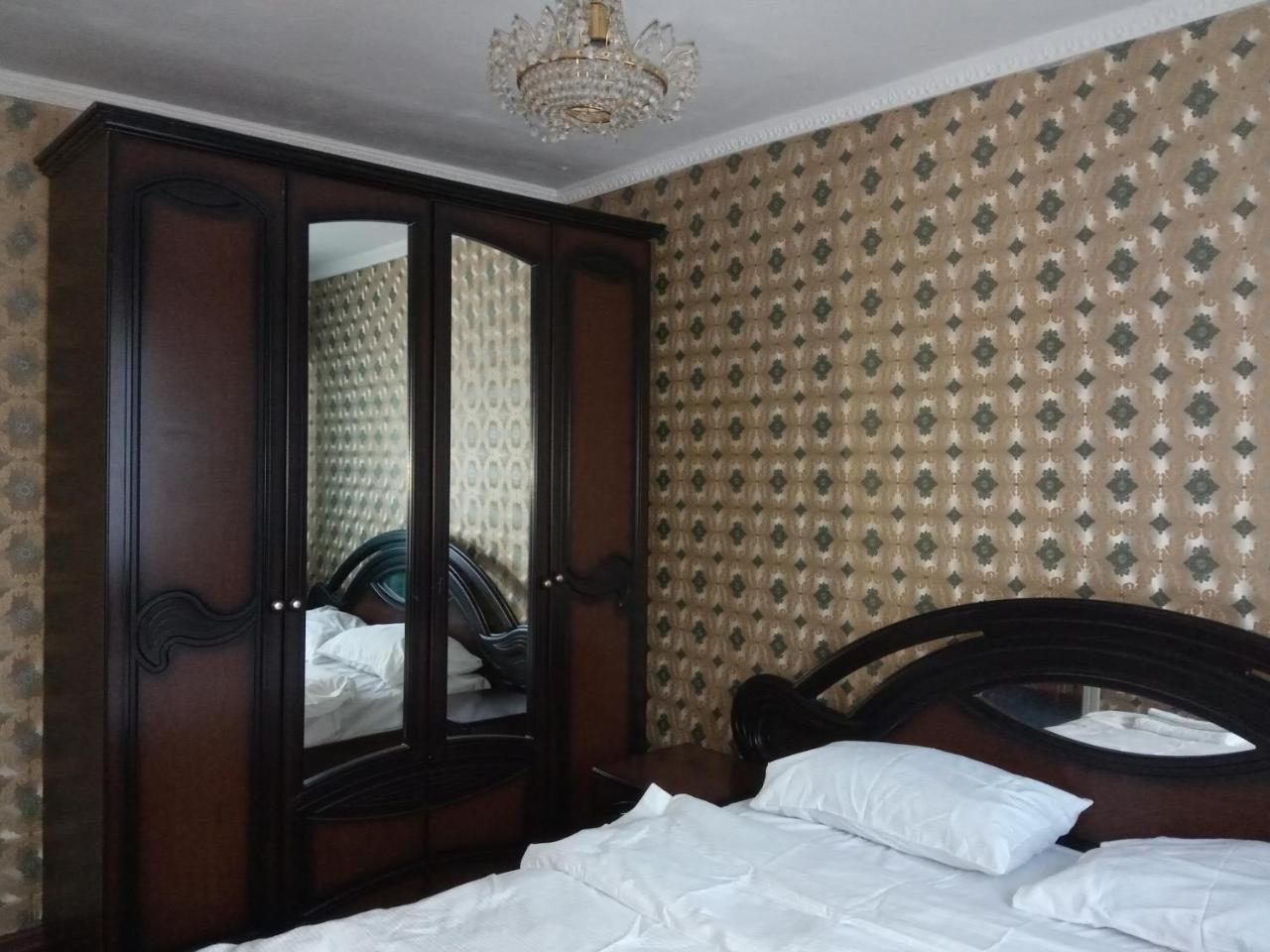 Panainn Hotel Alma-Ata Buitenkant foto